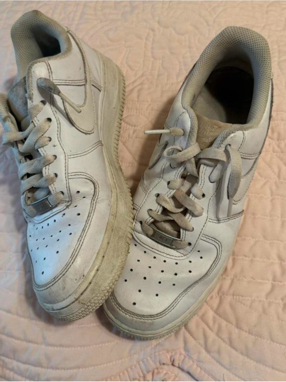 White Men's Athletic Sneakers - Classic Leather Court Style